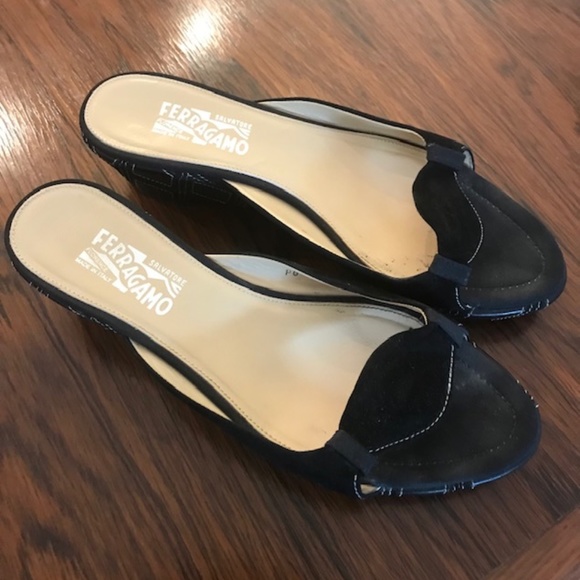 FERRAGAMO SANDALS/SLIDES (WEDGE HEEL) - Picture 1 of 9